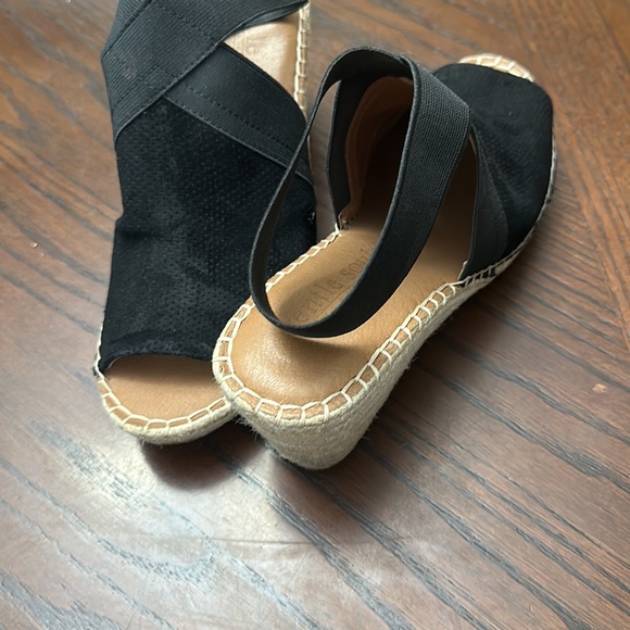 Wedges - Picture 3 of 5